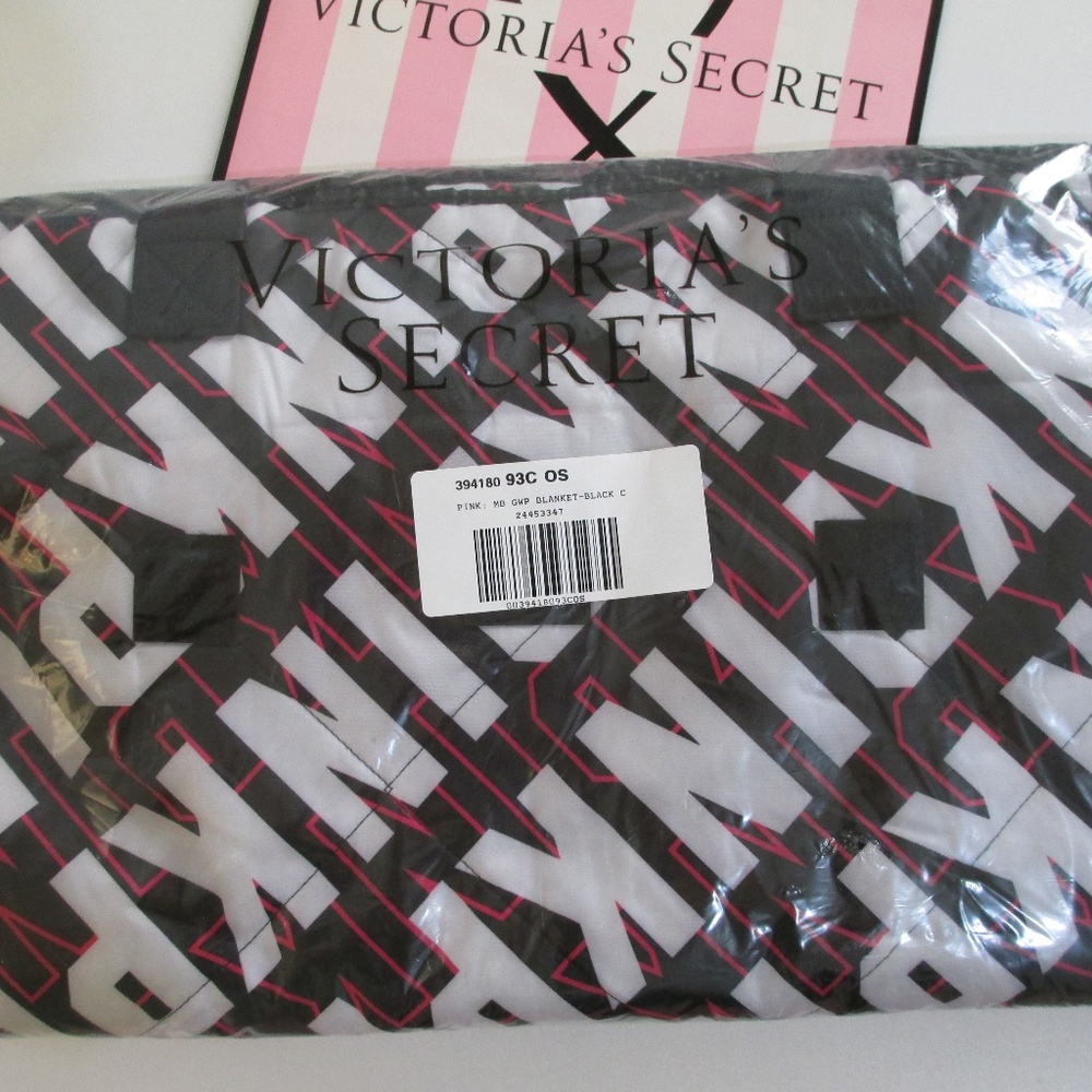 VICTORIA'S SECRET PINK Packable Picnic Blanket VS - Picture 6 of 7